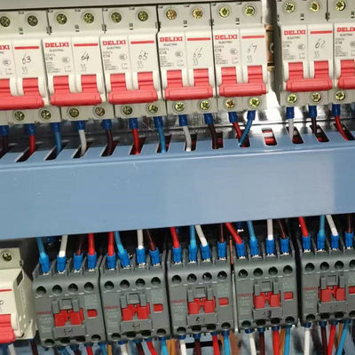 La macchina più asciutta di a microonde dello sterilizzatore aromatizza Herb Powder Industrial Drying Machine